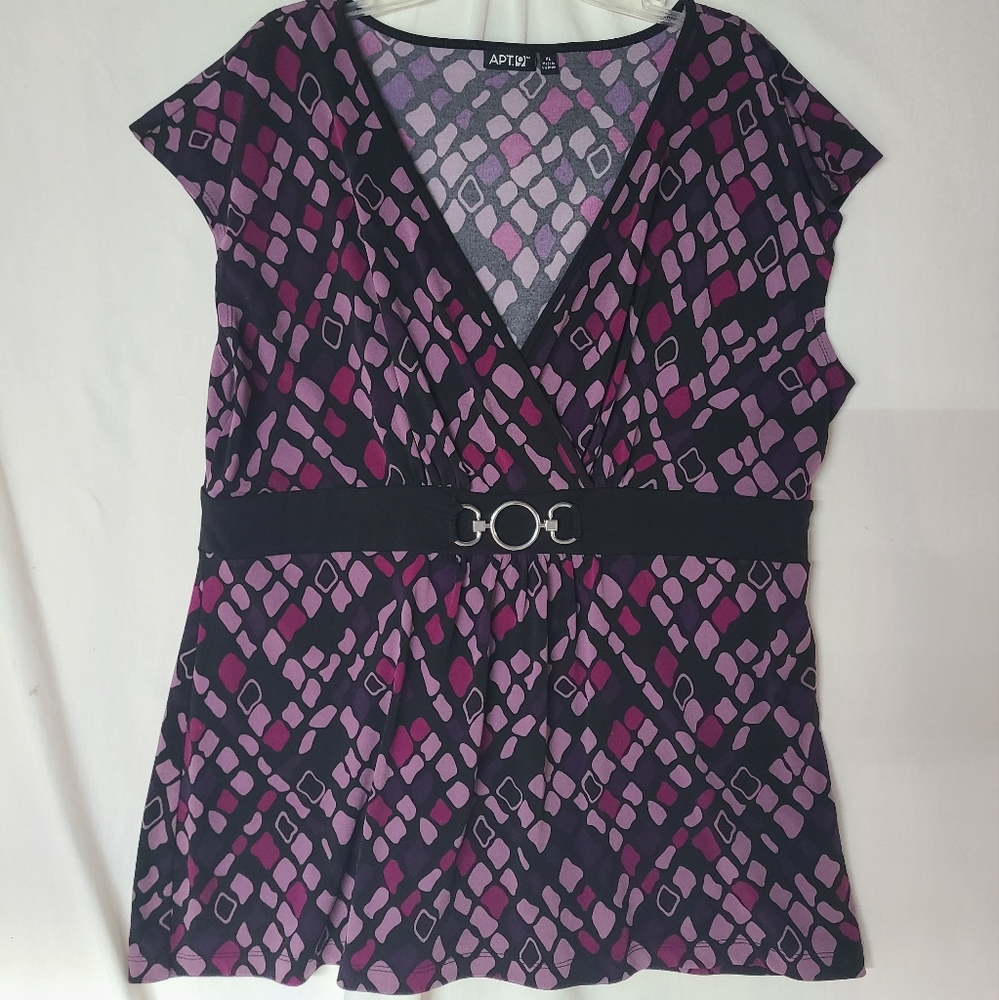 Apt 9 XL Open V Capped Sleeves Purples and Black with Silver Accents Blouse